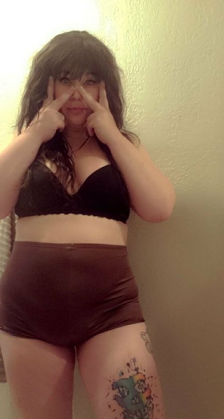 不和 xxx オンリーファン ポルノグラフィック 写真