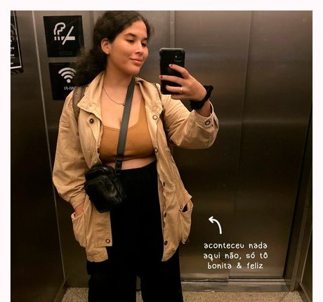 スキニーオンリーファンズ ホットセクシー 画像