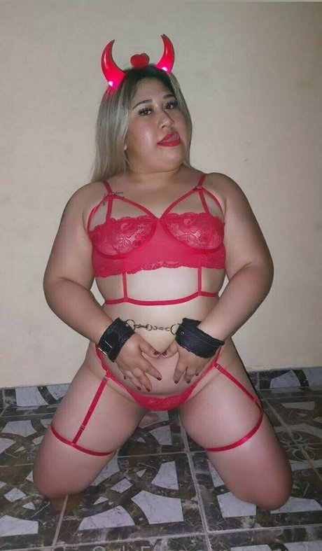 pilarok アダルトスター 写真