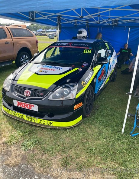 mansellracing ヌードモデル 写真