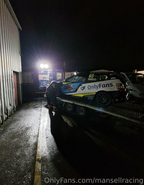 mansellracing 完璧なモデル 写真