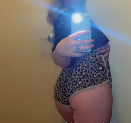 babydollxstarr ヌード女優 画像