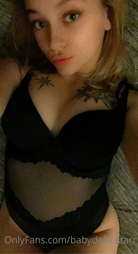 babydollxstarr エロティックなモデル 写真