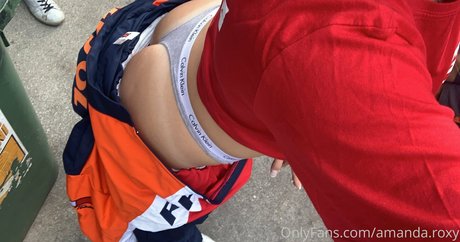 巨乳ラテン系オンリーファンズ 無料ポルノ 写真