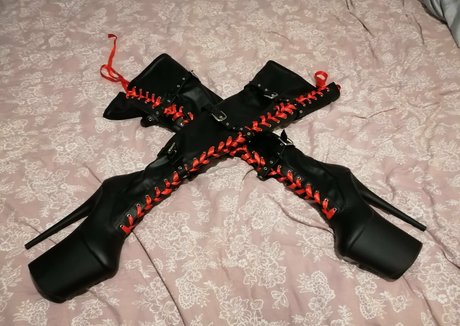blazediablo ポルノスター ヌード 写真