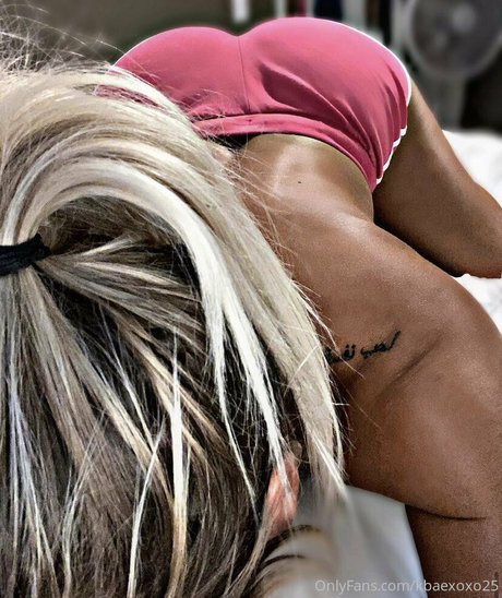 ブラジルの巨乳オンリーファンズ セクシー裸 アーカイブ