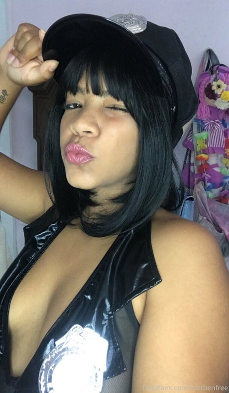 エボニーアナルオンリーファンズ 裸 写真