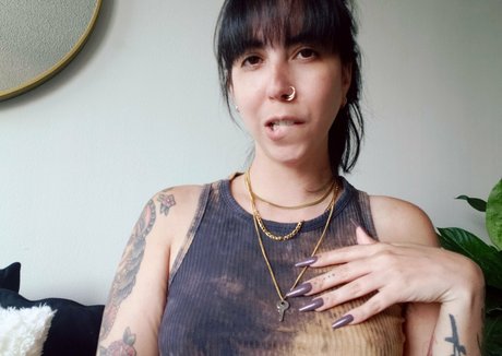 jadelussuriafree 最高のモデル 写真