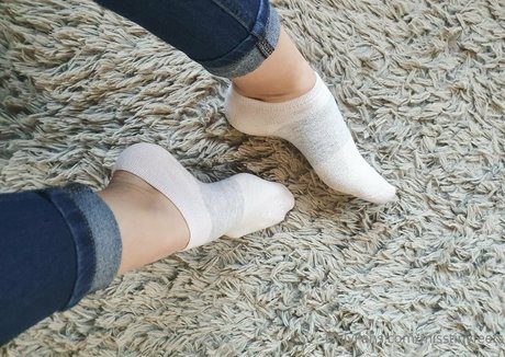 misstinyfeets ポルノスター 素敵 ギャラリー