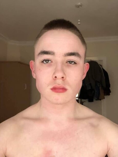 ジムレギンス オンリーファンズ 可愛い 写真