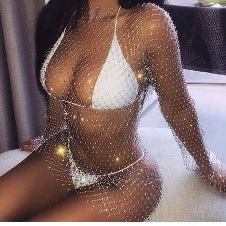 BussItBabe ポルノスター 美しい 画像