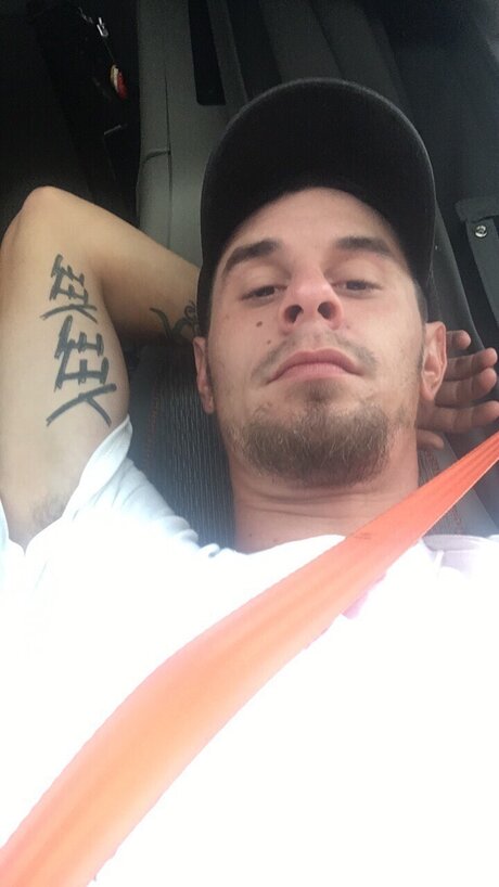 Bret1224 セクシーなポルノスター 写真