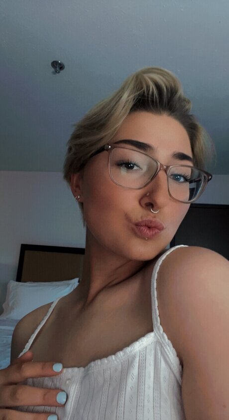 巨乳ディープスロートオンリーファンズ 素敵 写真