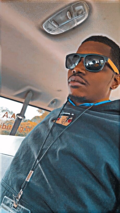 BigDogMeechie ポルノスター HD 写真
