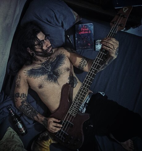 Shaitan LaVey ポルノモデル 写真