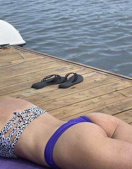 18歳のオンリーファンズ ホットセックス 写真