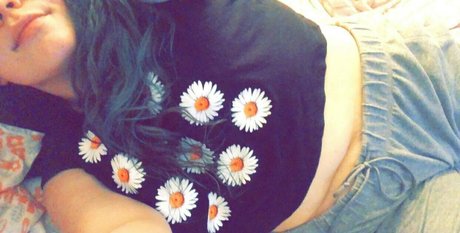小人ヌードオンリーファンズ セクシーヌード 写真