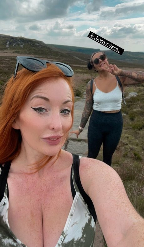 Laura Dawson ホット女優 写真