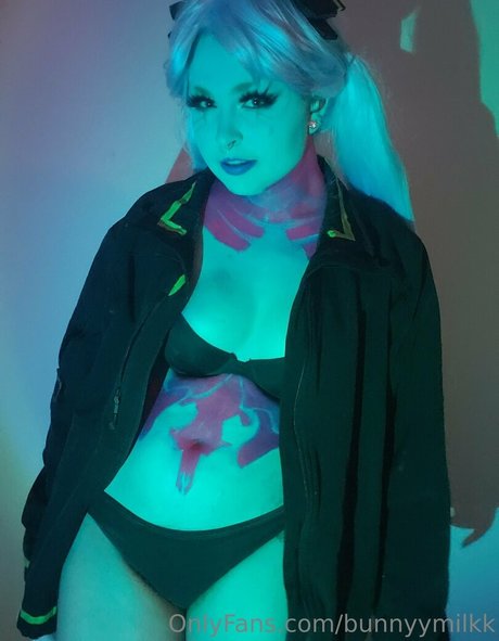 bunnyymilkk HD女優 写真