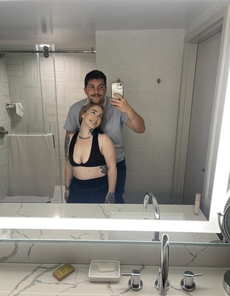 ゲイアジアンオンリーファンズ ホットポルノ 写真