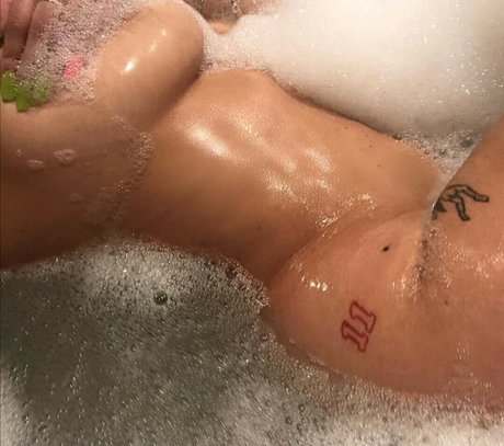 オニオンオンリーファン ヌード 写真