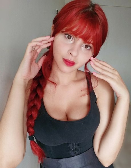 Julia chan ヌードモデル アーカイブ