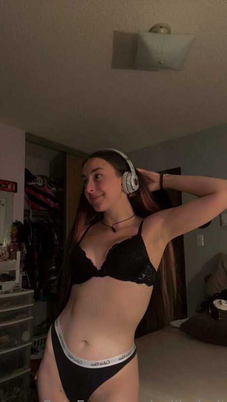 巨乳ディープスロートオンリーファンズ 美しい 写真