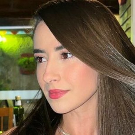 Louise Veronica ヌードスター 写真
