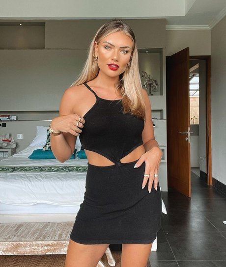 Sinead Hegarty ポルノスター 美しい 写真