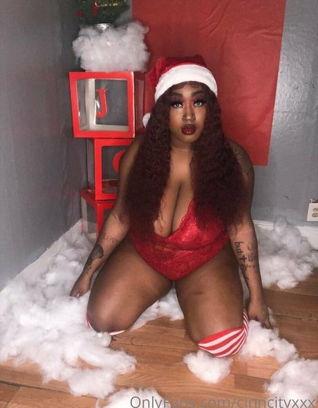 cinncityxxx 高品質女優 写真