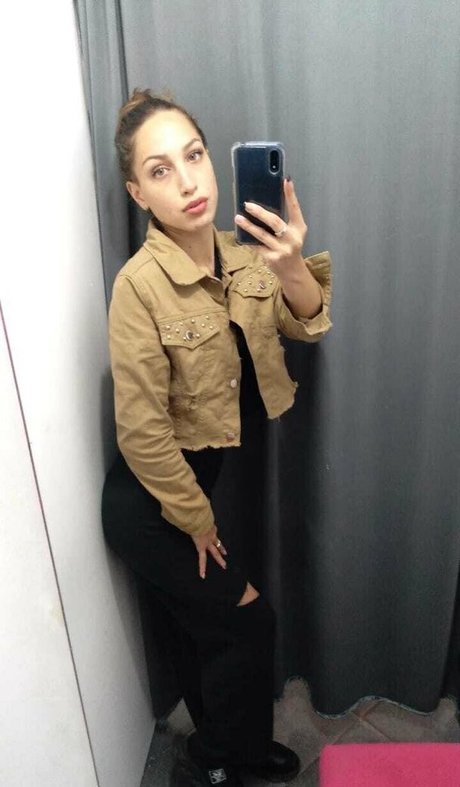 lulibb top profile image