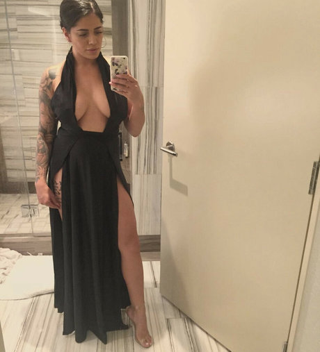 Mikayla Dabash 美しいモデル 画像