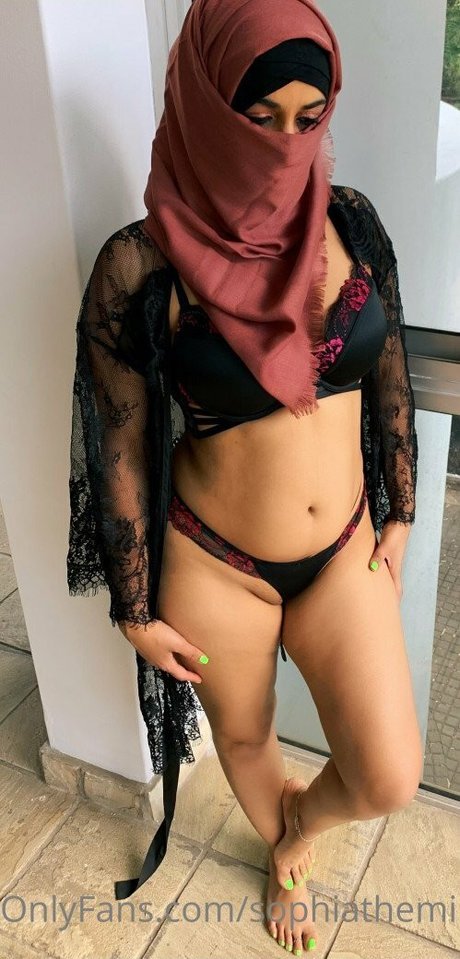sophiatheminx ポルノスター 美しい 画像
