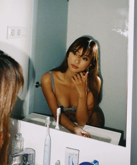 thuvnn ヌード女優 写真