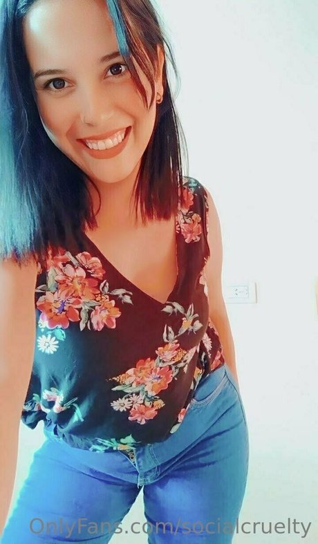 socialcruelty セックス女優 ギャラリー