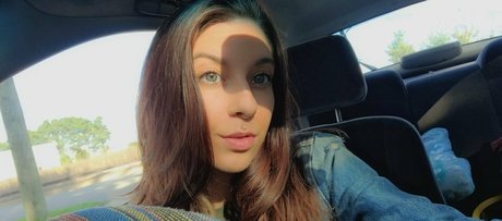 x moonbaby profile image