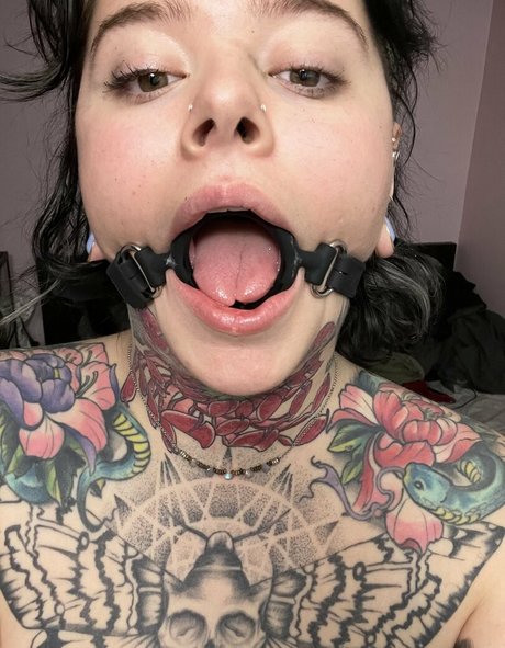 gillisbeennaughtyfree 素敵なモデル 画像