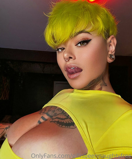 gillisbeennaughtyfree セックスモデル 写真
