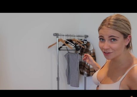 Melina Sophie top profile image