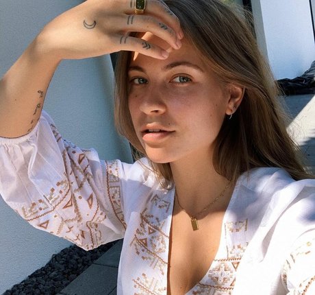 Melina Sophie 無料モデル 画像