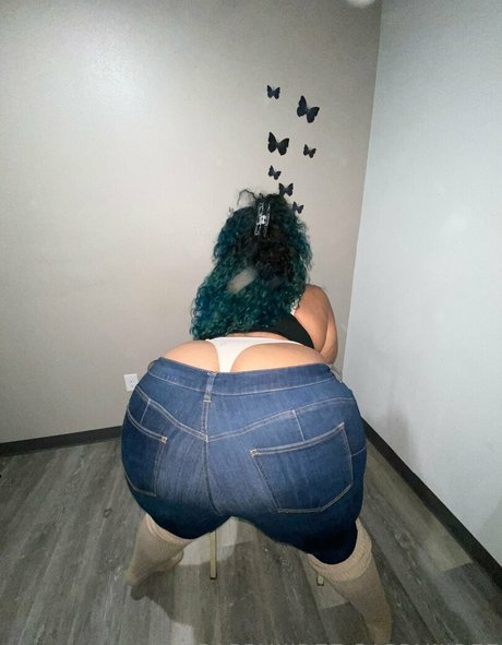 sapphiiireee ポルノ女優 写真