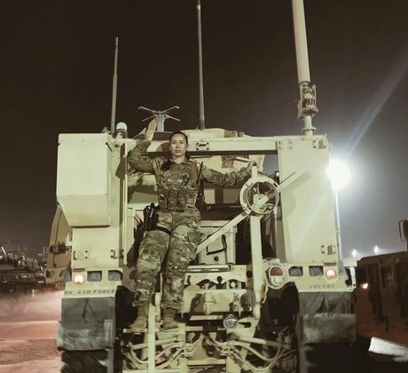 hayla gram ポルノスター 写真