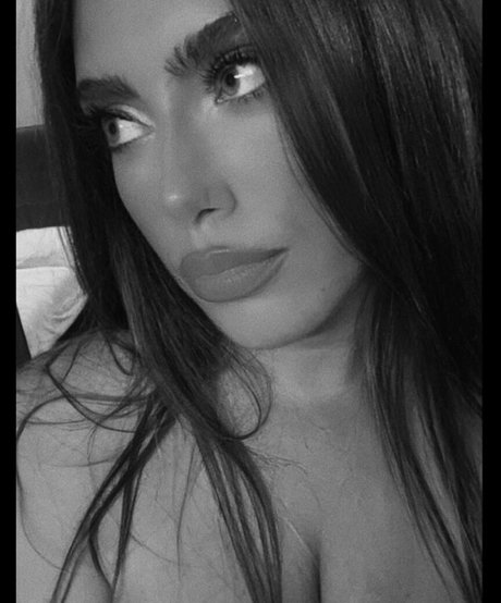 Ylenia Bevelacqua 無料モデル アーカイブ