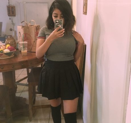 Sadd Pup アダルトスター 画像