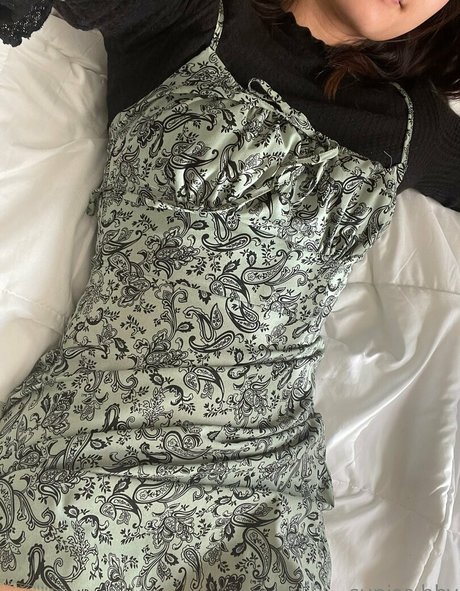 sunisa bby 裸のモデル 画像