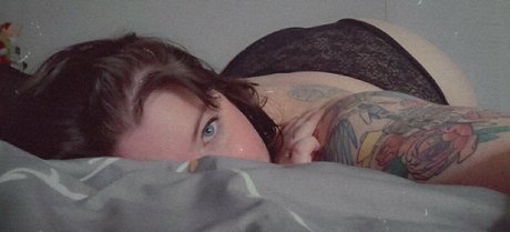 アジアンシスターオンリーファンズ 無料セクシー 写真