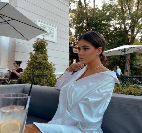 ナイロン足 オンリーファンズ 無料セクシー 写真