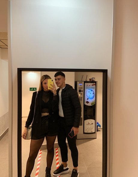 belonly 完璧なスター ギャラリー