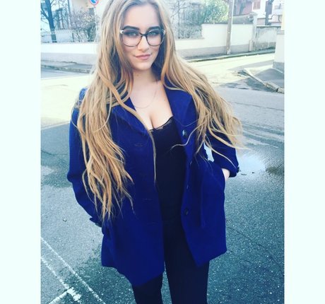 完璧なボディ オンリーファンズ ホットヌード ギャラリー