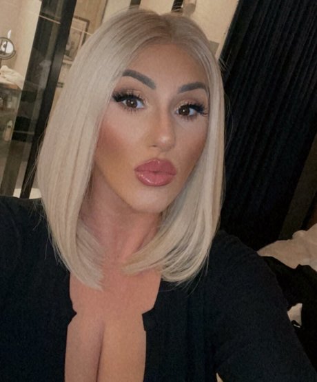 Aspen Winters スター ヌード 写真